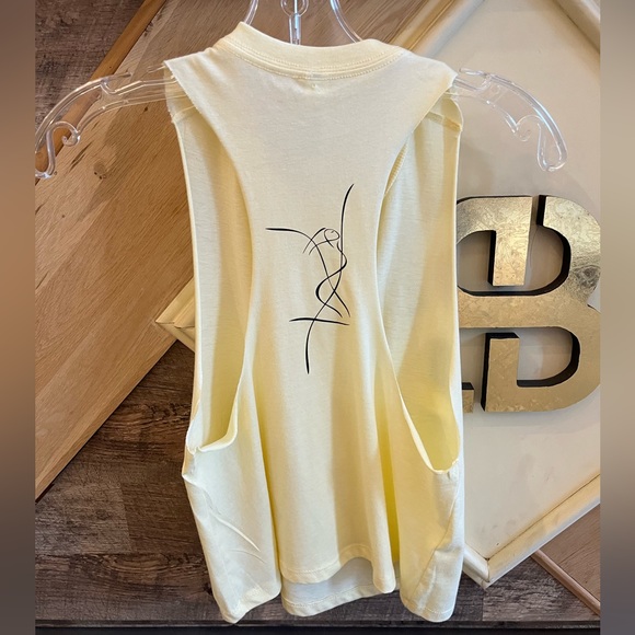 Dancer Silhouette Muscle Tee - Picture 2 of 2